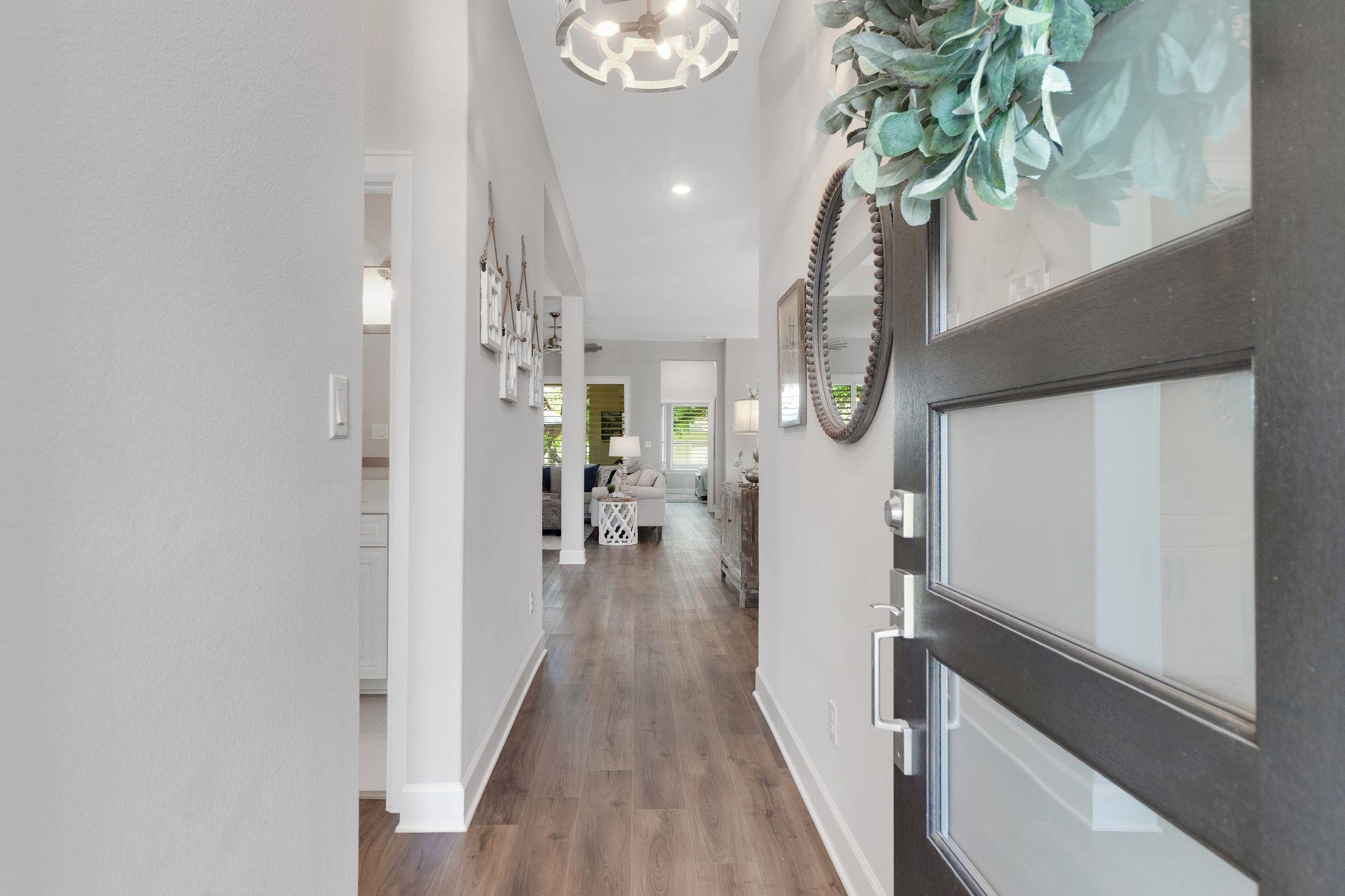 121 Monterey Oak TRL