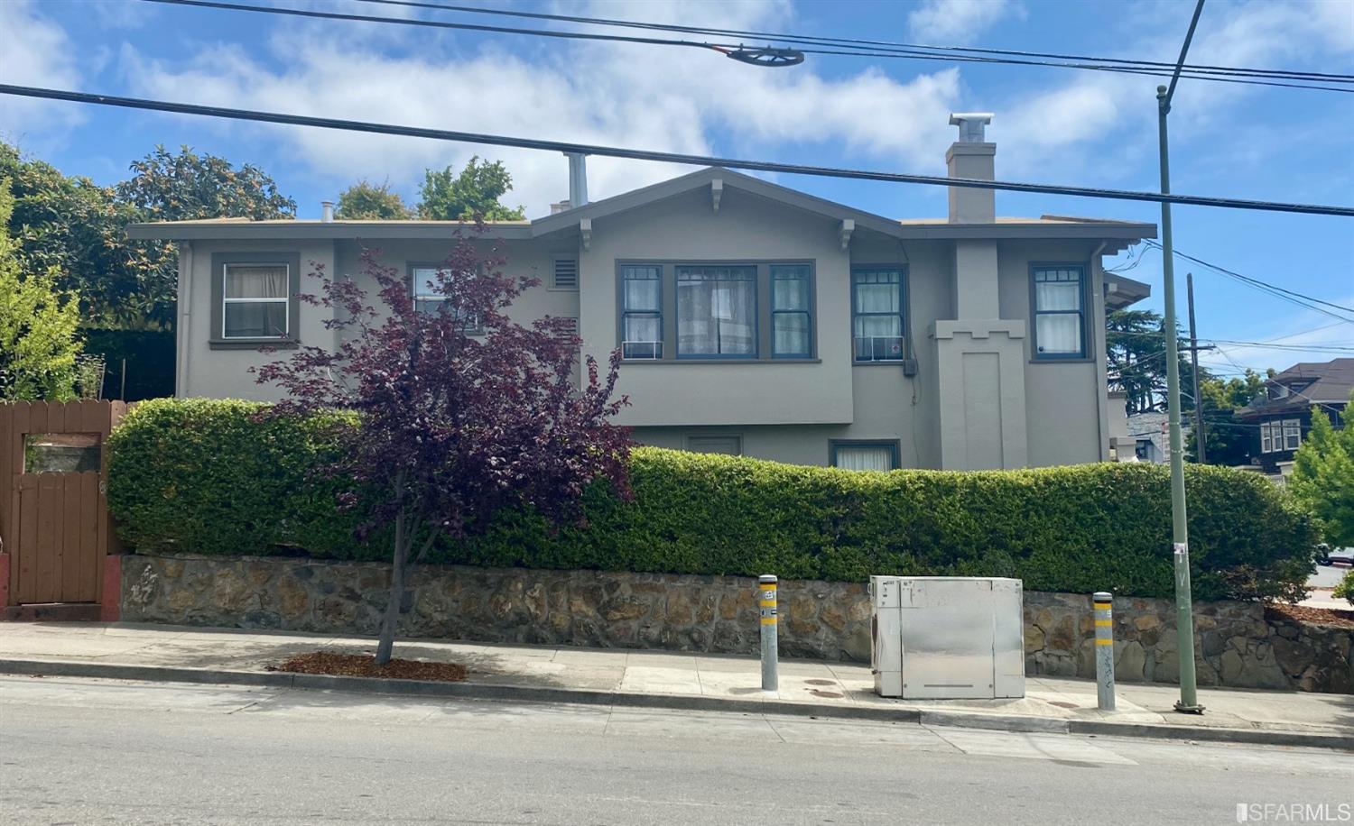 500 E 19th Street