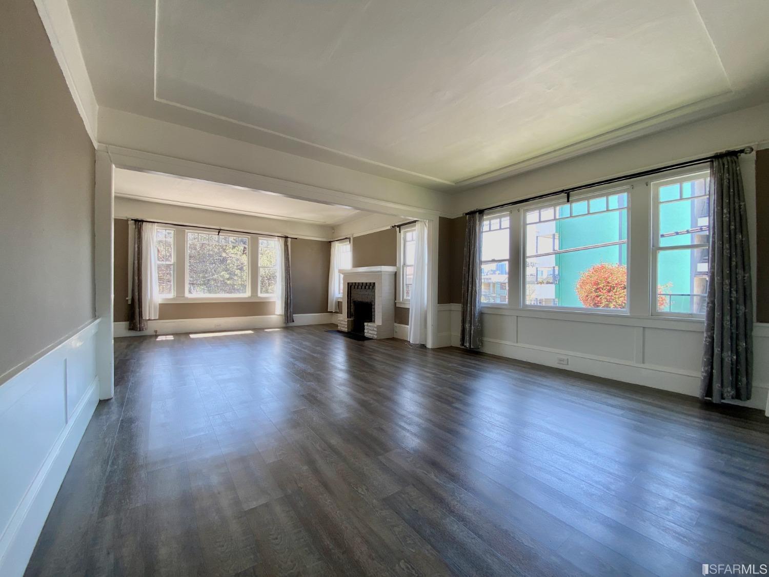 500 E 19th Street