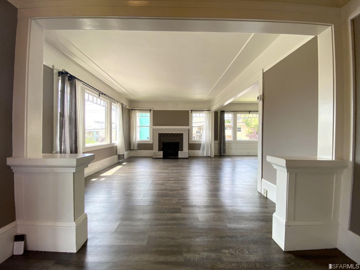500 E 19th Street