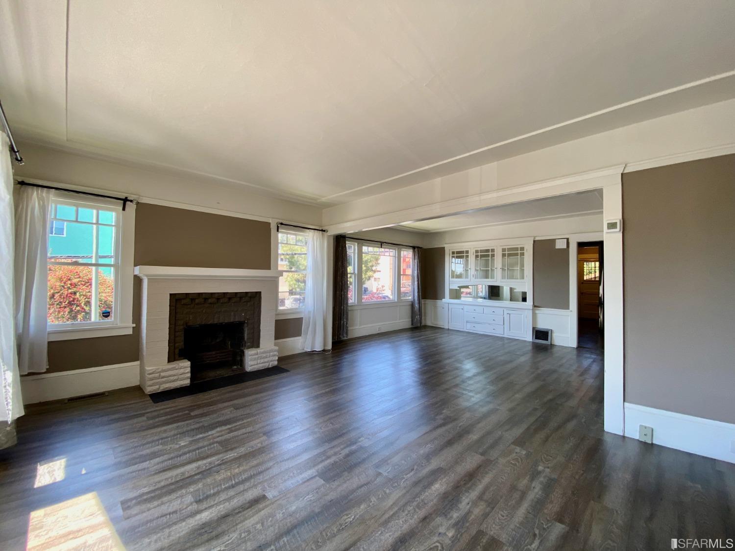 500 E 19th Street