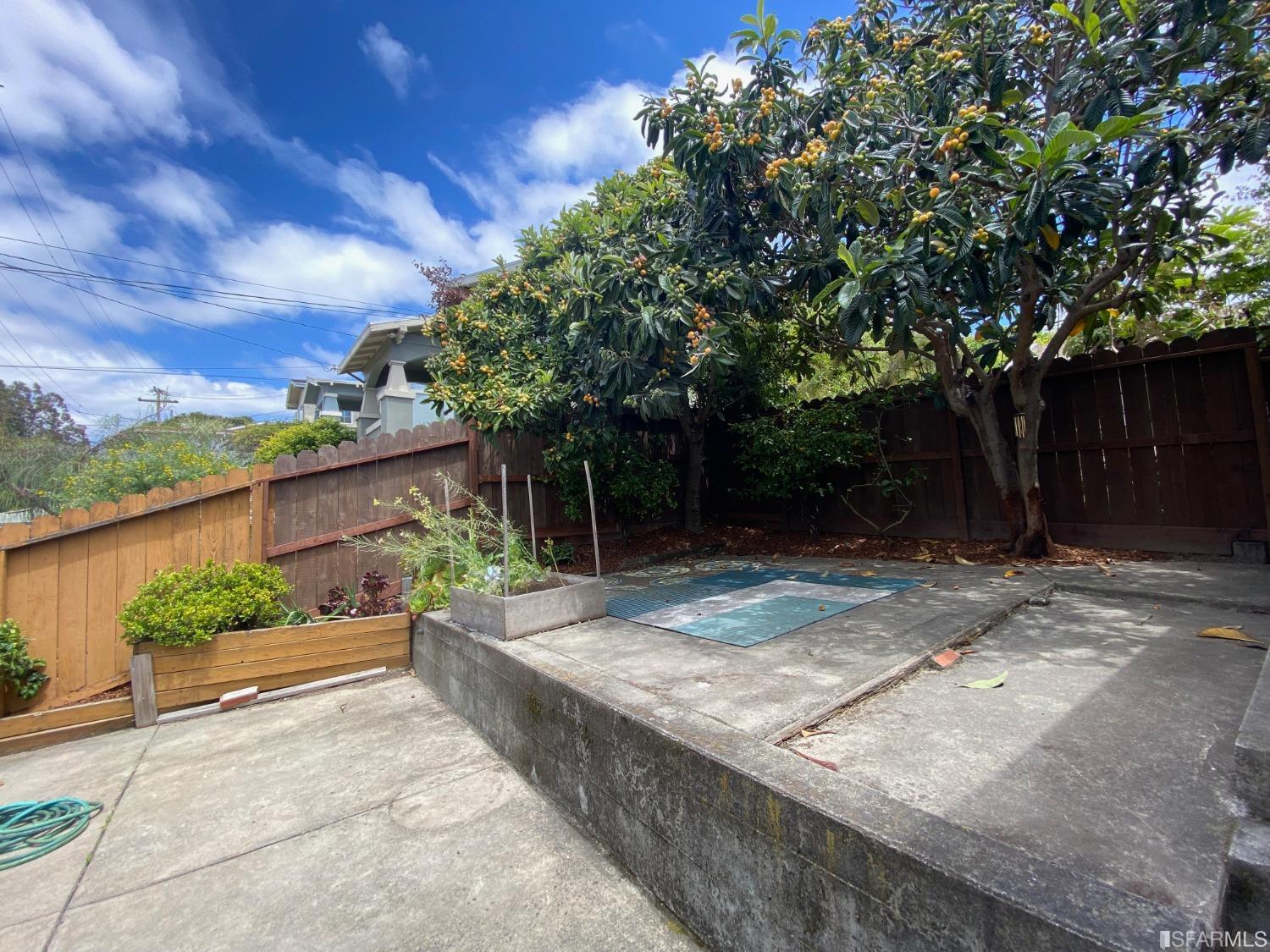 500 E 19th Street