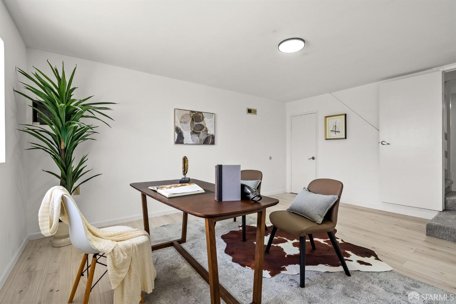 1448 S Mayfair Avenue