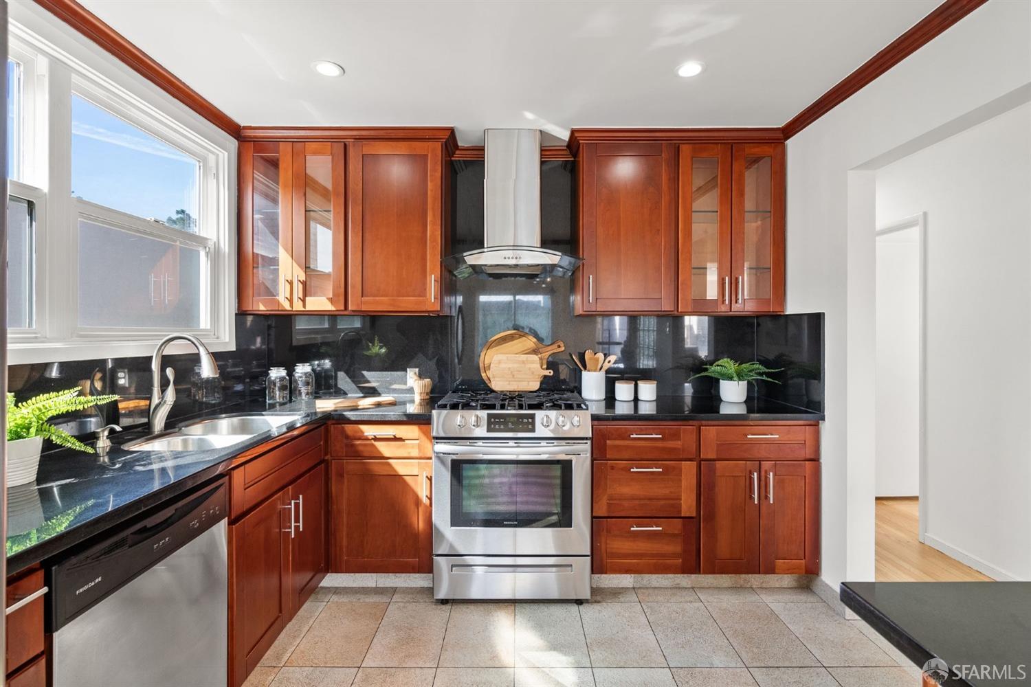 1448 S Mayfair Avenue