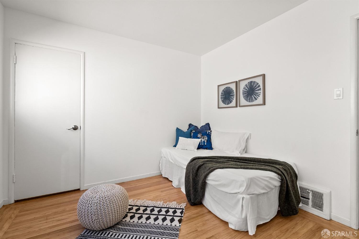 1448 S Mayfair Avenue