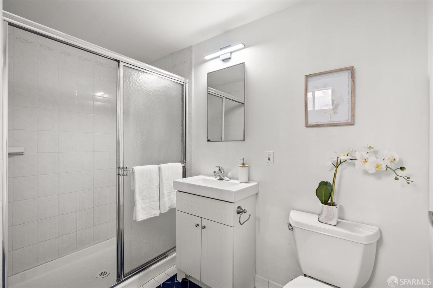 1448 S Mayfair Avenue