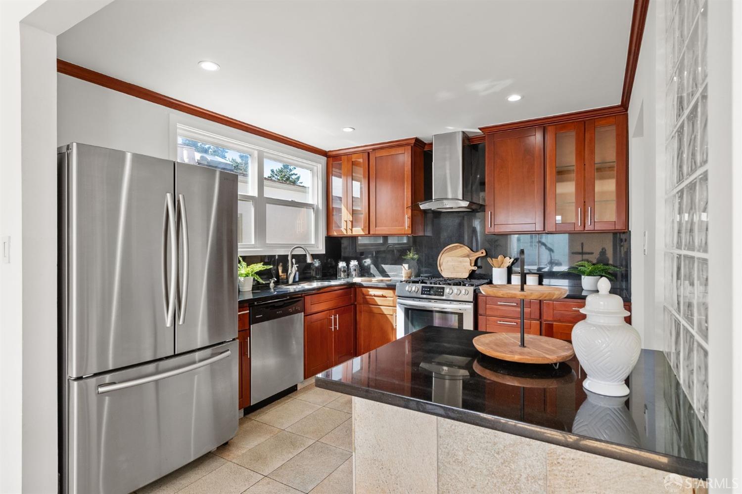 1448 S Mayfair Avenue