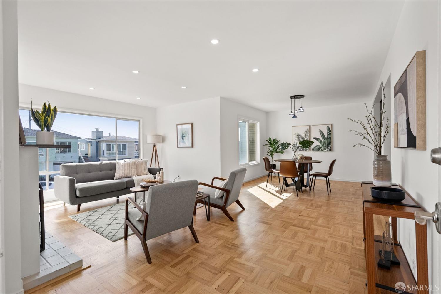 1448 S Mayfair Avenue