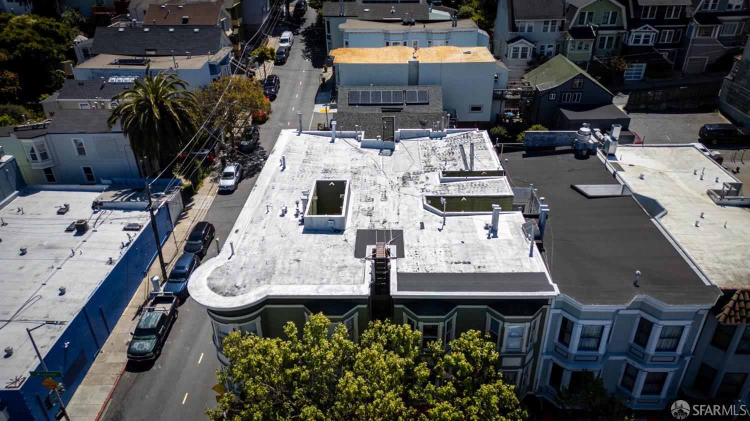 3201 Mission Street