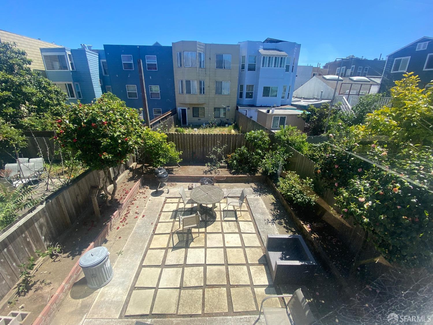 374-376 Funston Avenue