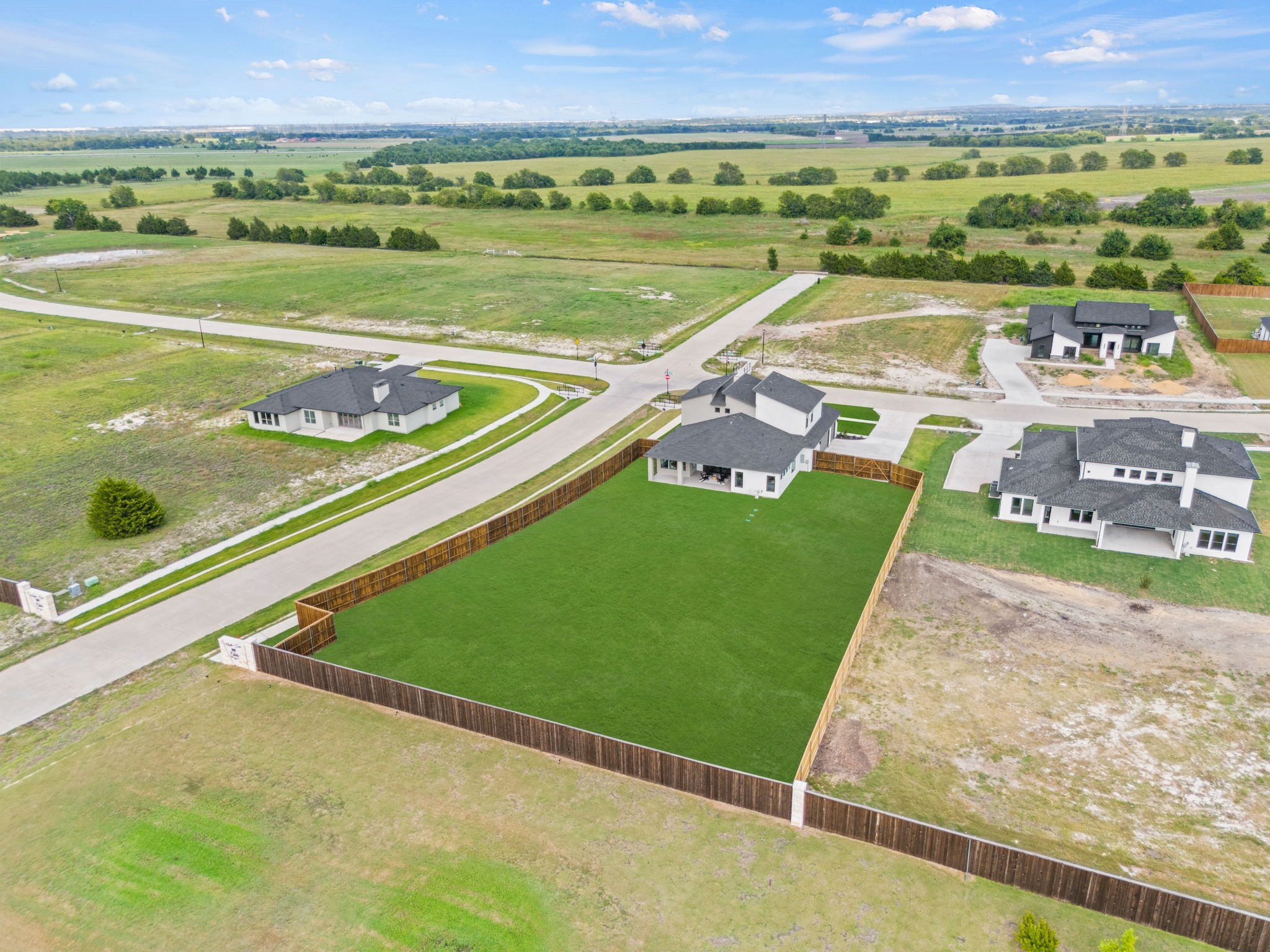437 Whispering Way