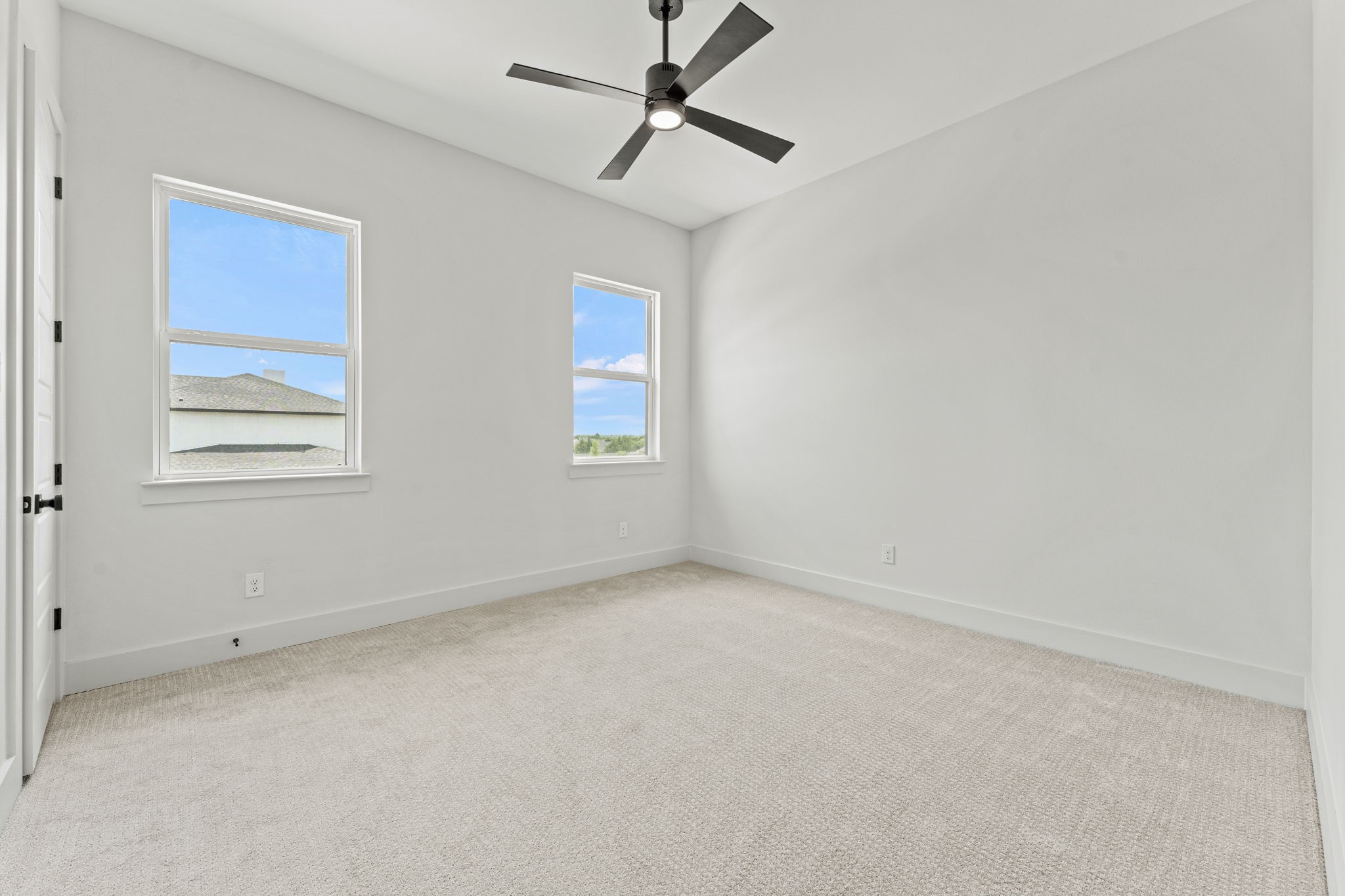 437 Whispering Way