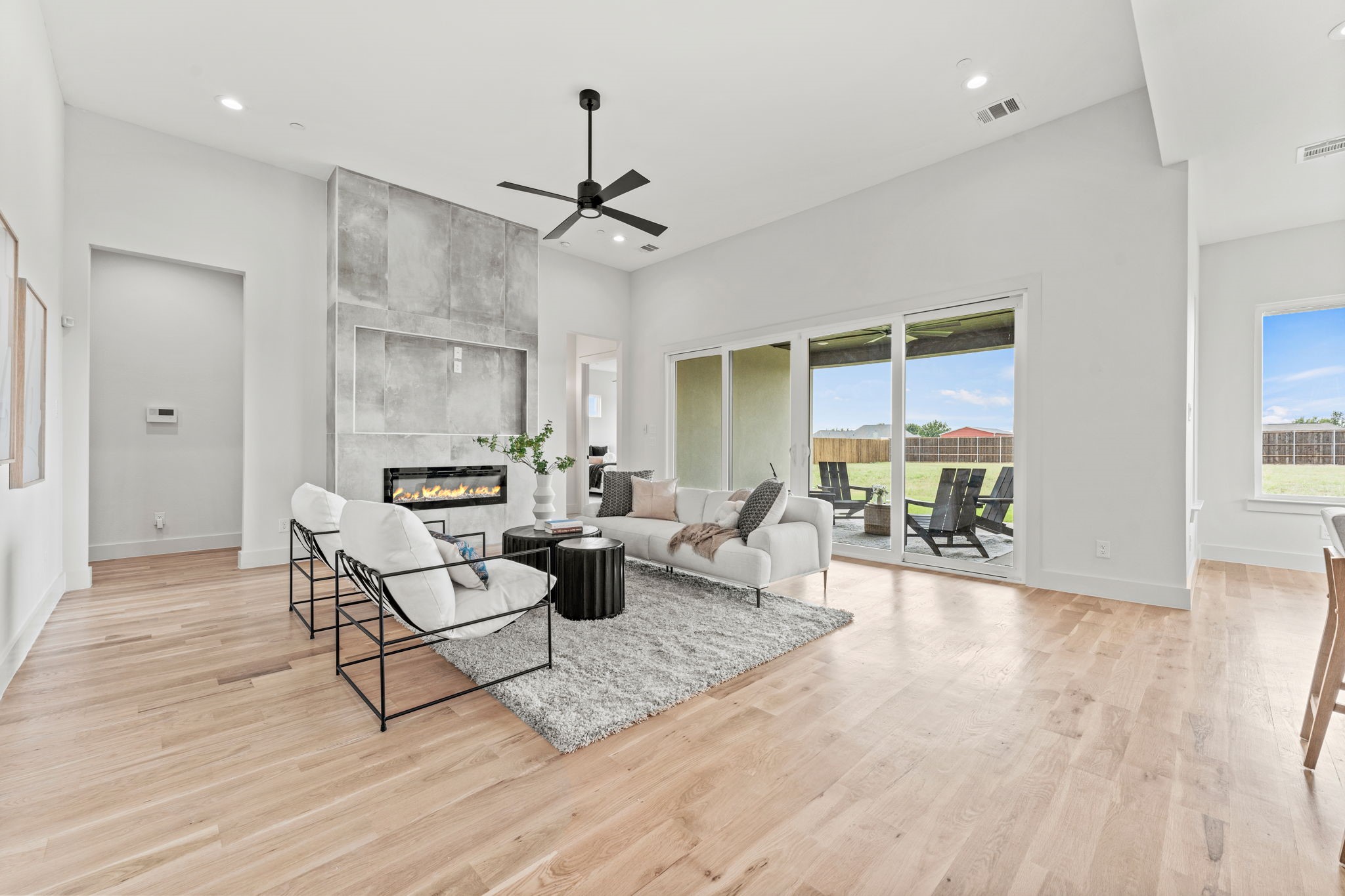 437 Whispering Way