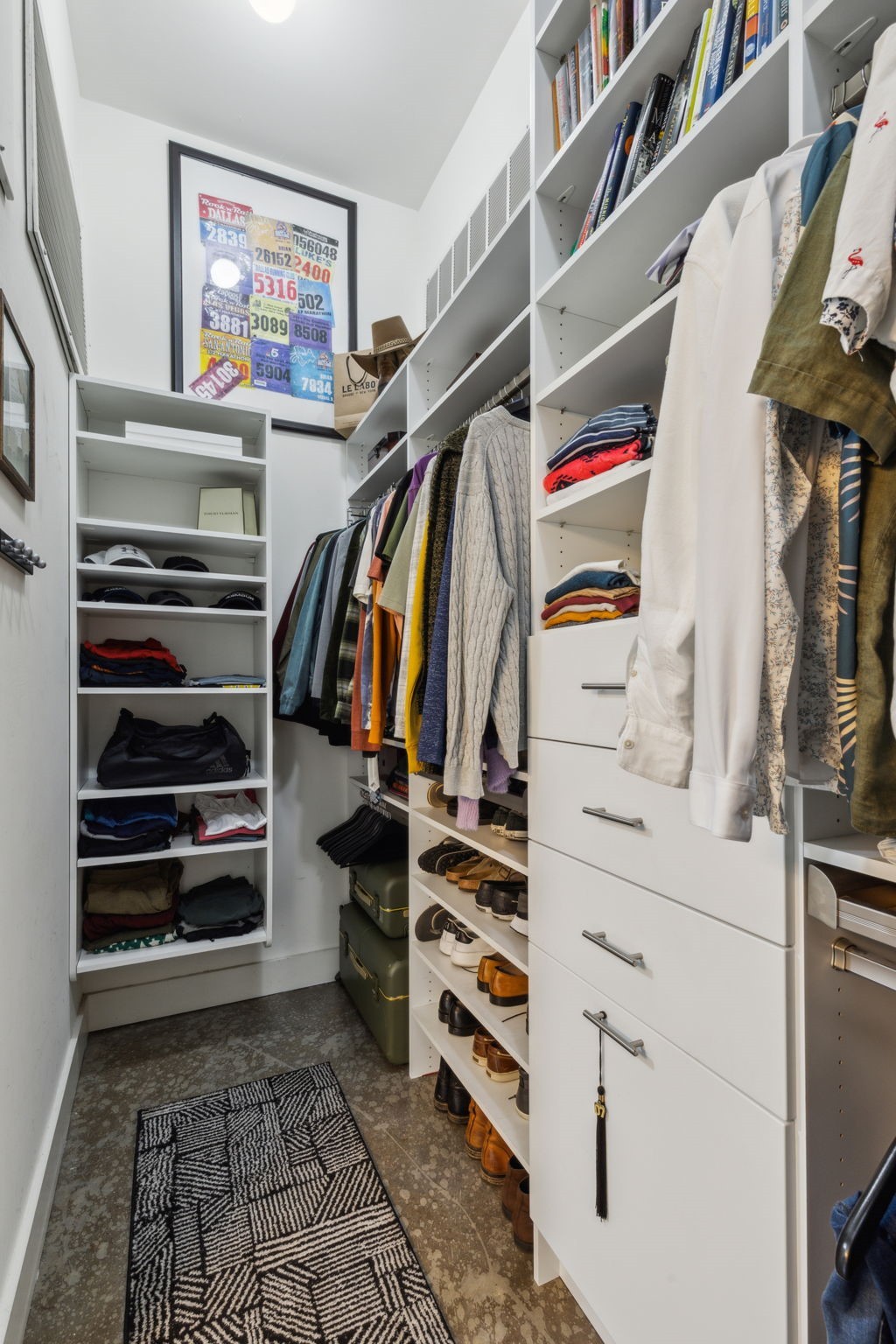 2502 Live Oak Street 208