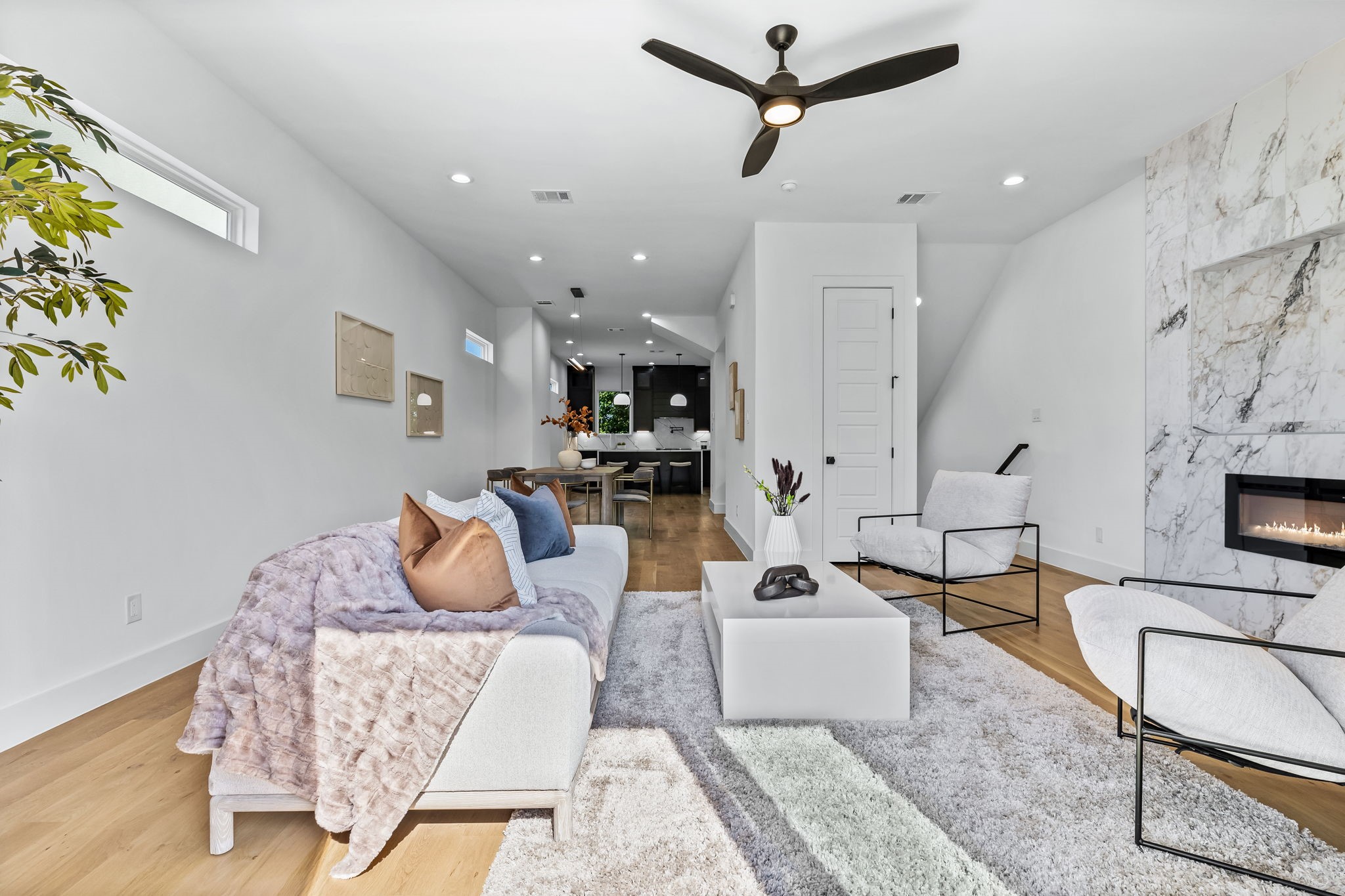 410 Avenue L