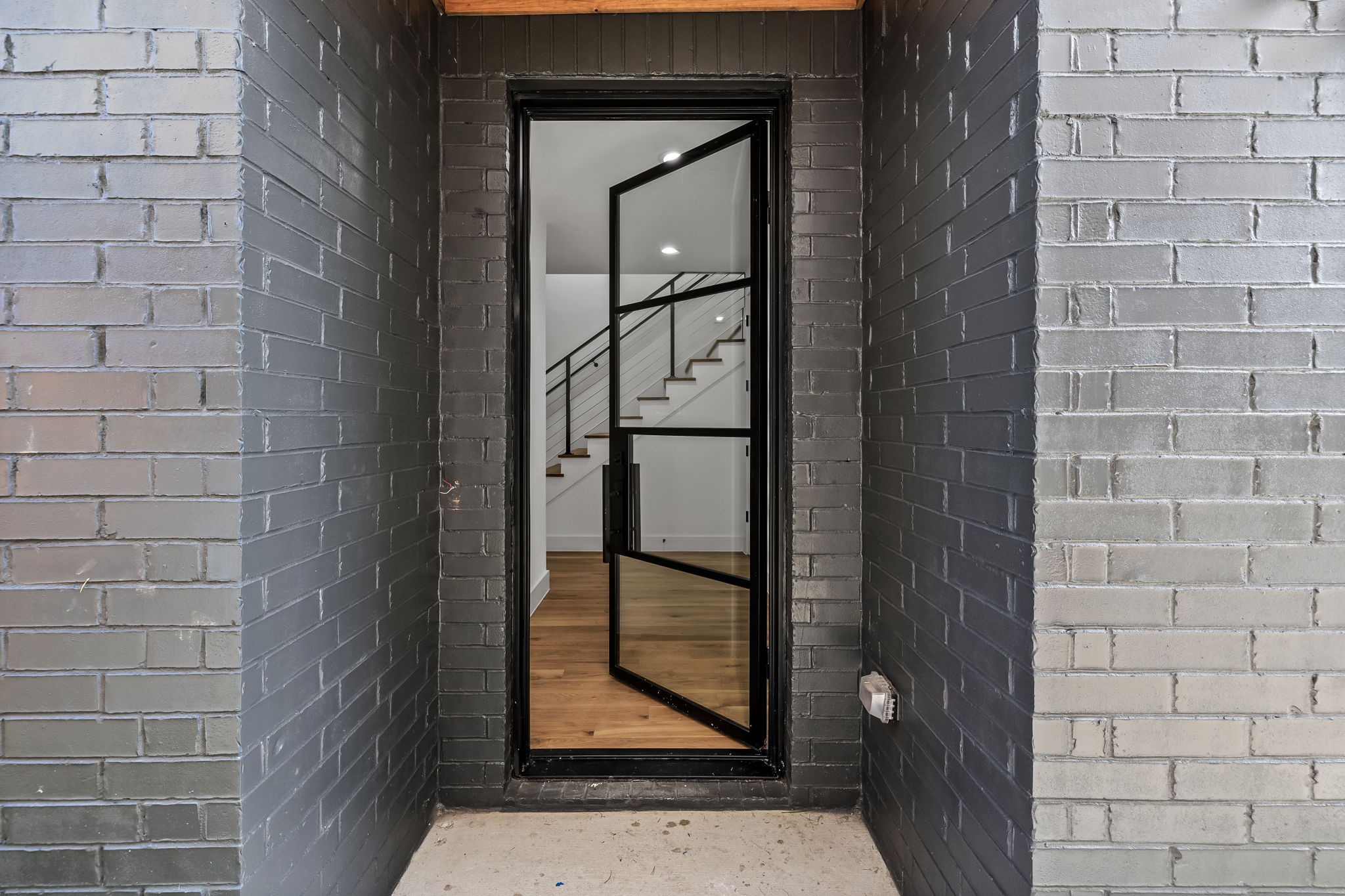 410 Avenue L