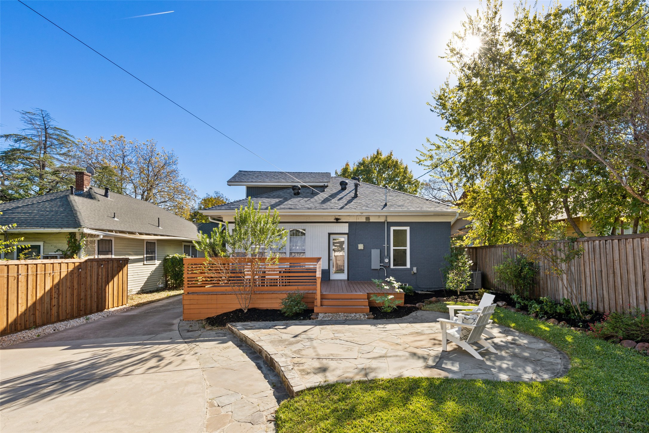 6009 Palo Pinto Avenue