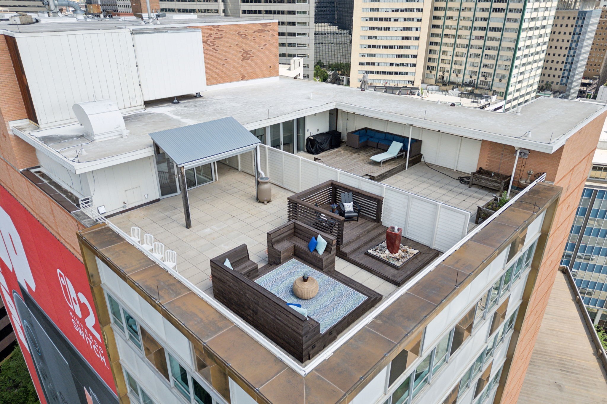 511 N Akard Street 1501