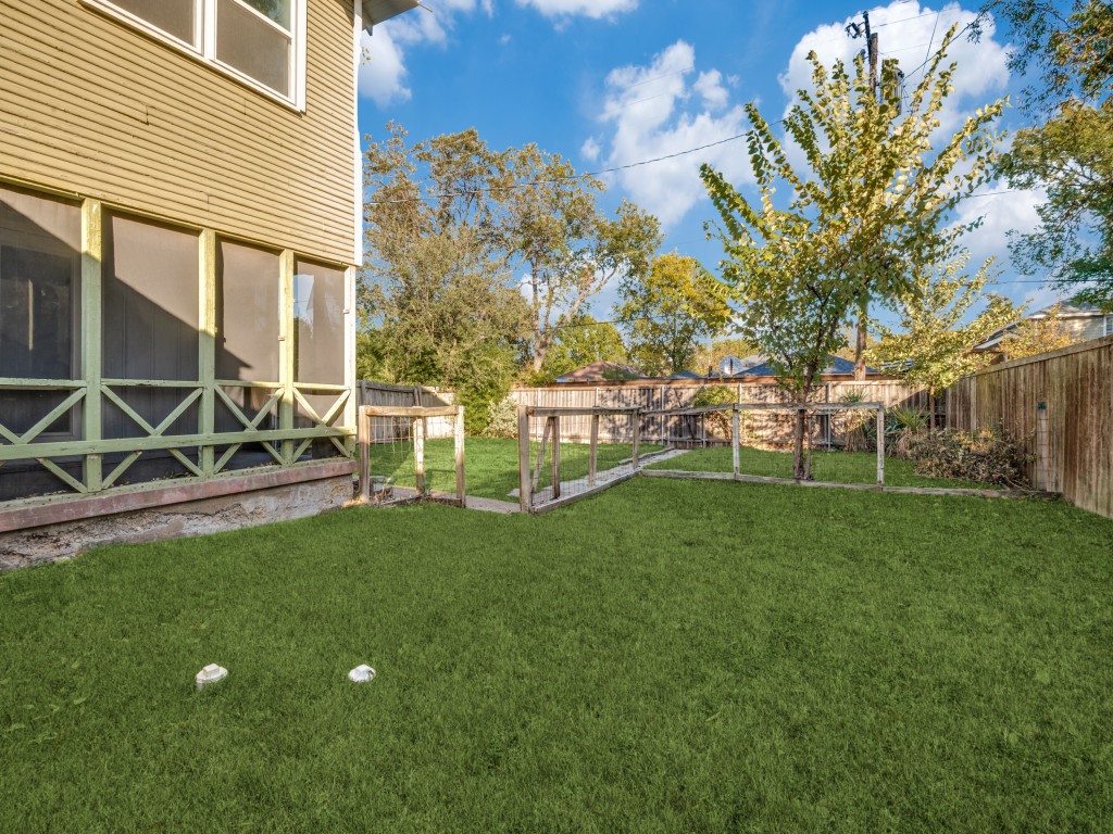 730 N Windomere Avenue