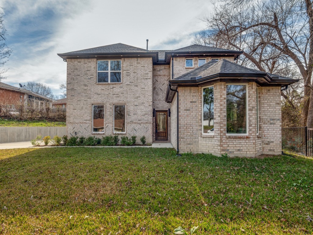 974 Woodacre Drive