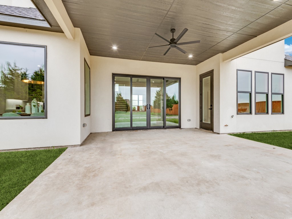 455 Whispering Way