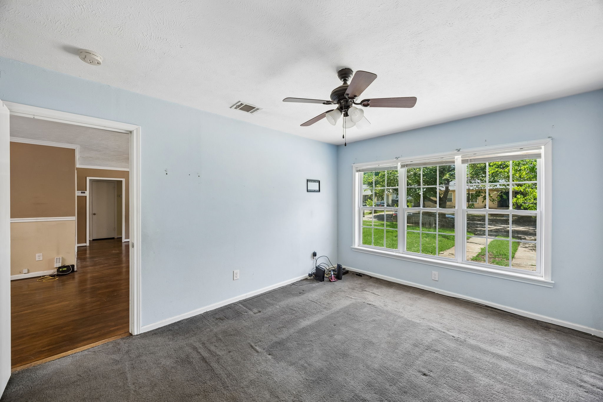 3228 E Perryton Drive