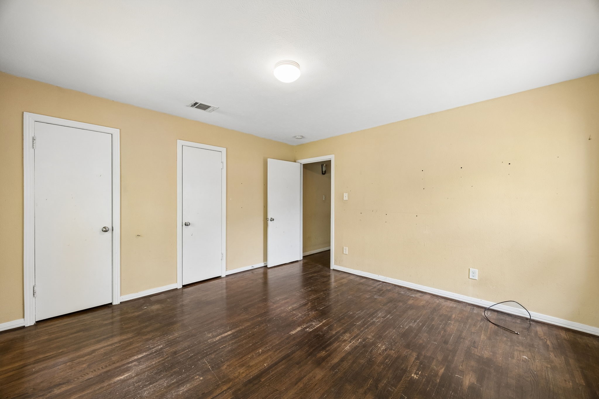 3228 E Perryton Drive