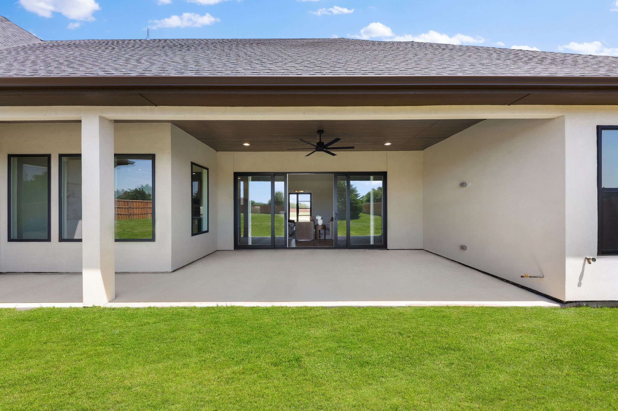 461 Whispering Way
