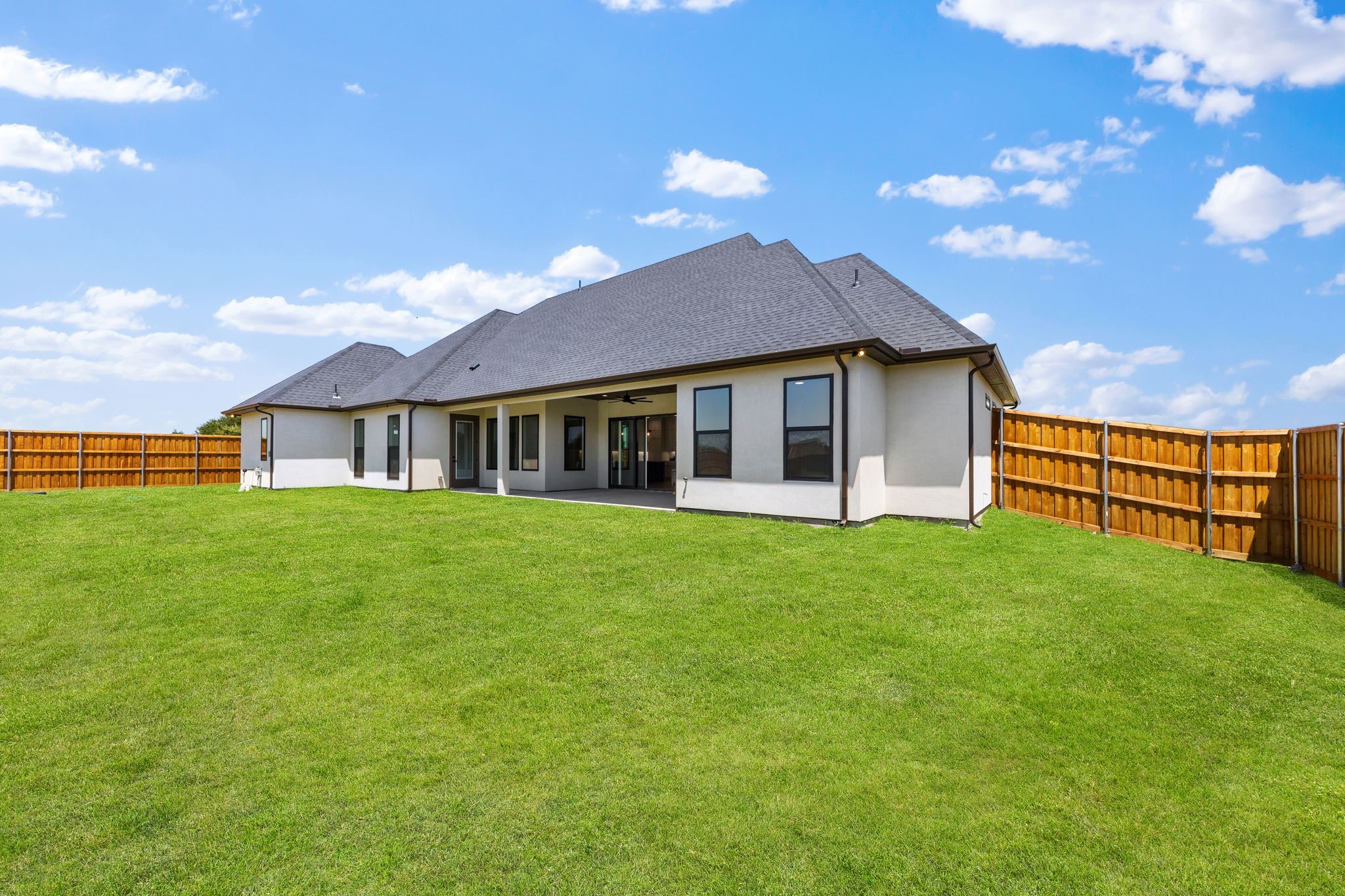 461 Whispering Way
