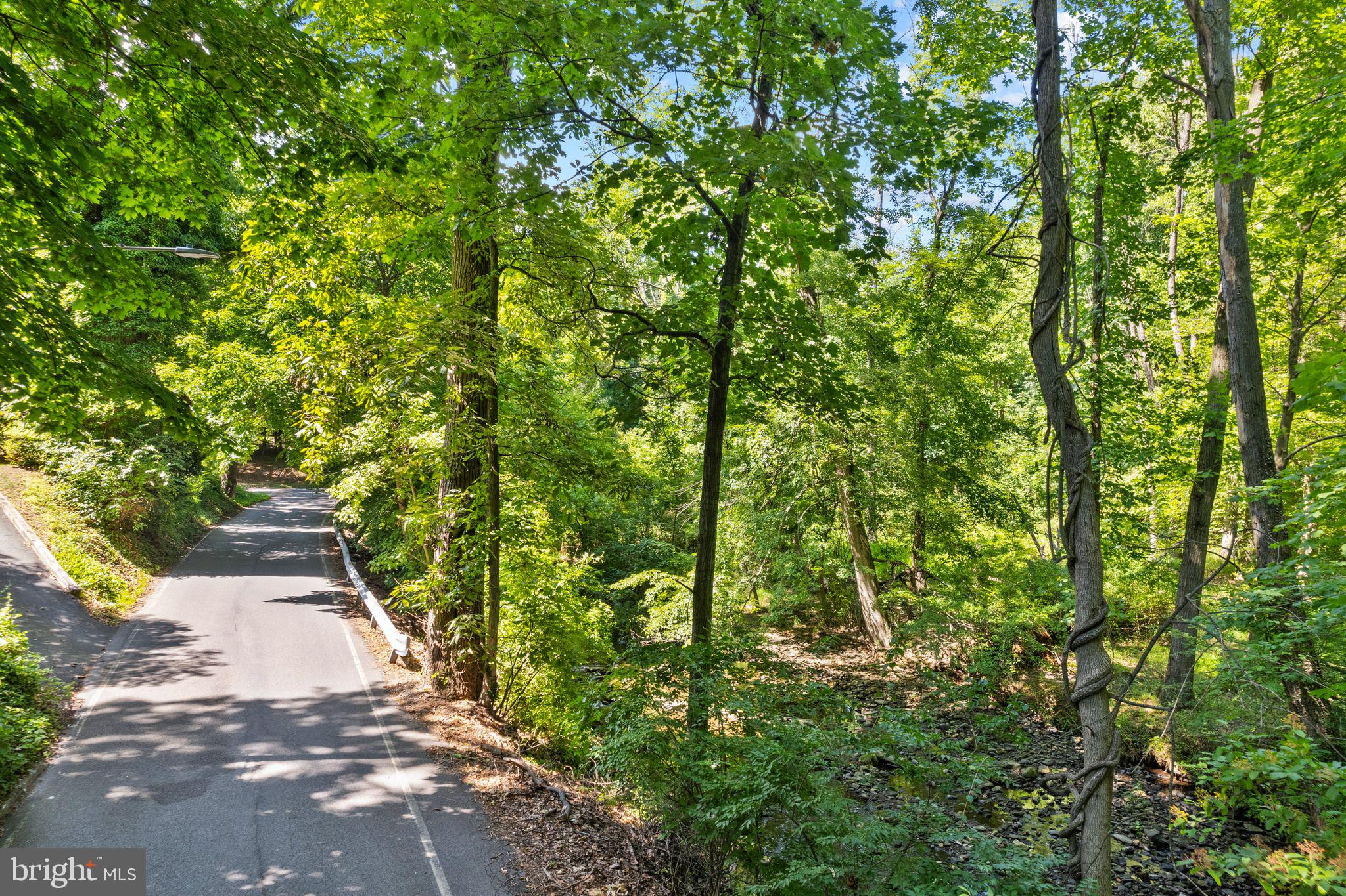 8121 Hammond Rd
