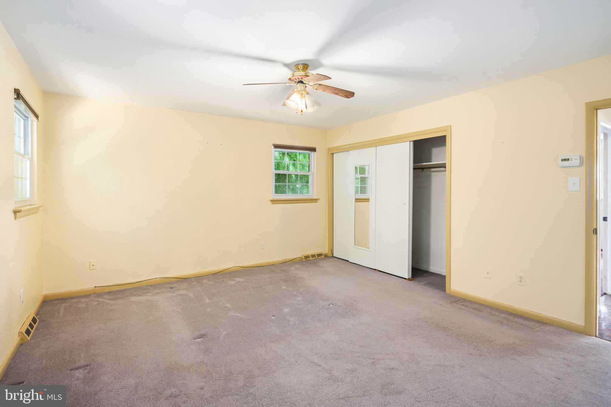 8121 Hammond Rd