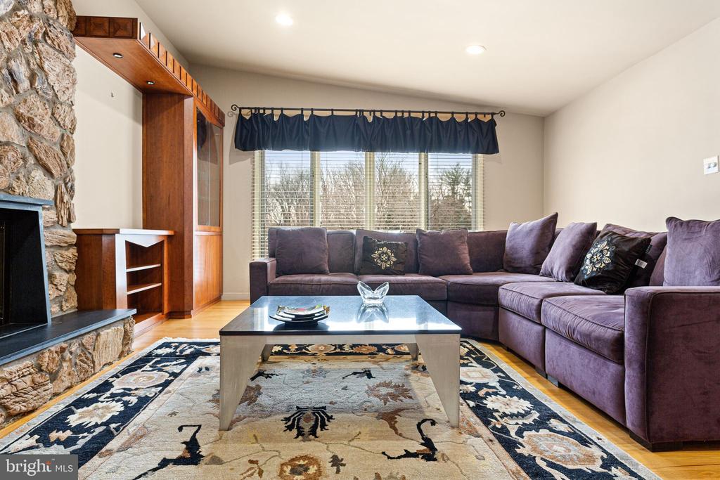 1610 GERSON DRIVE