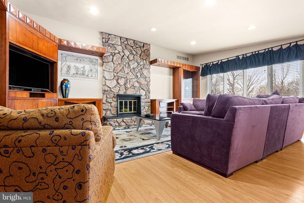 1610 GERSON DRIVE