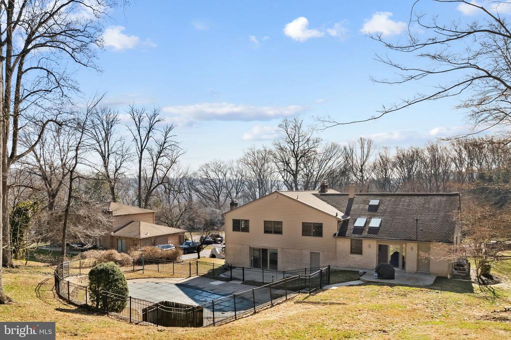 1610 GERSON DRIVE