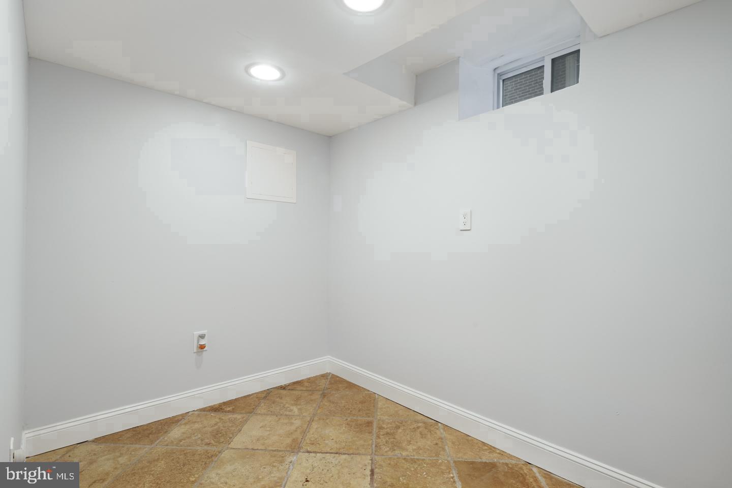 727 S 2nd STREET Unit: 1 R