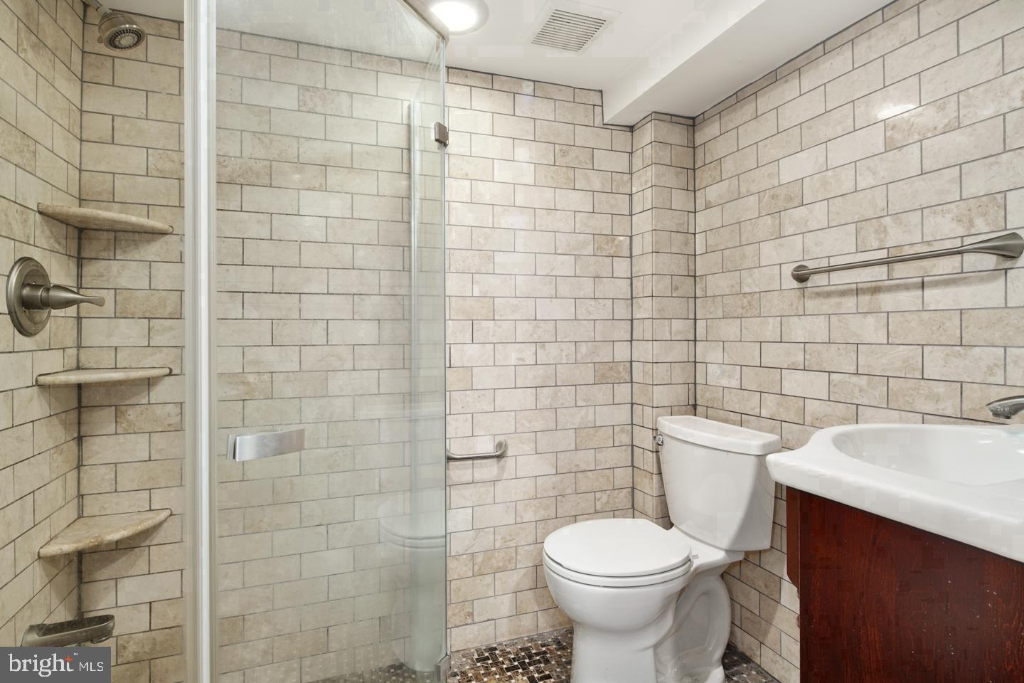 727 S 2nd STREET Unit: 1 R