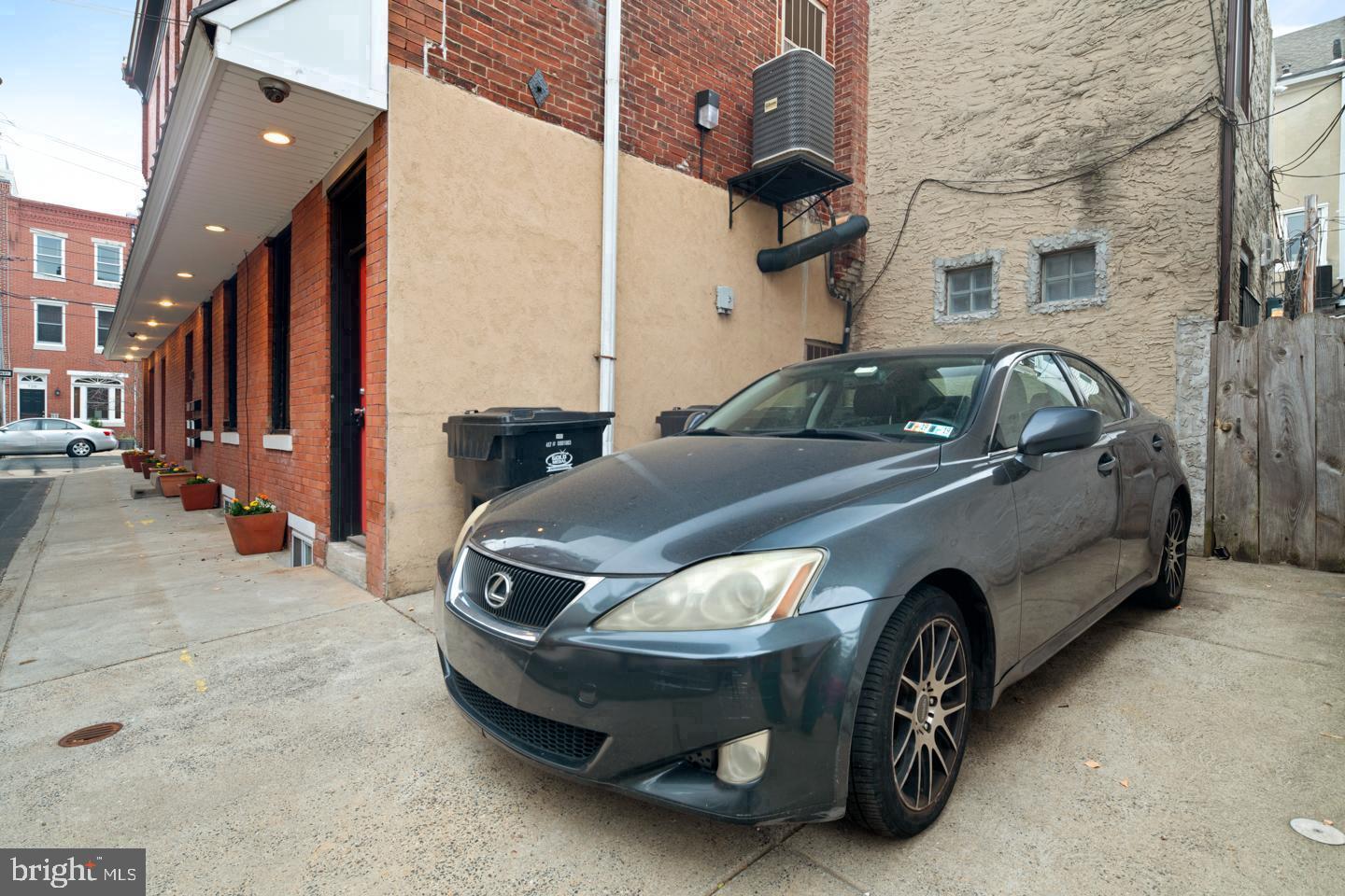 727 S 2nd STREET Unit: 1 R