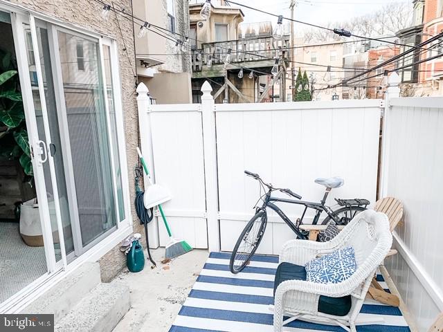 2339 CATHARINE ST #1