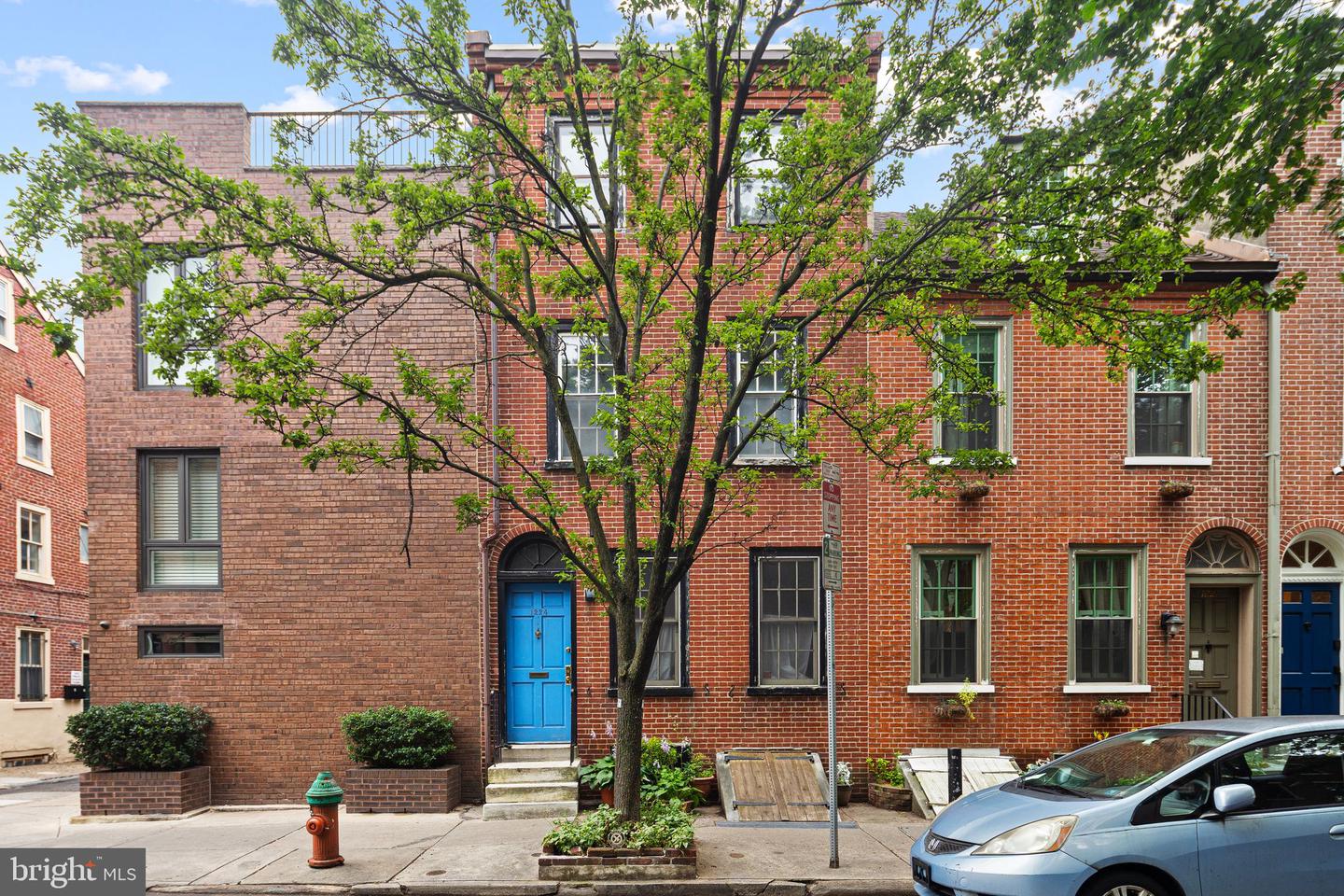 1224 Pine St