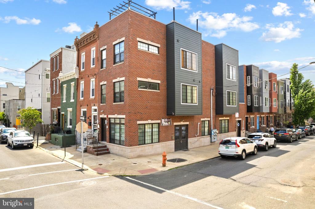 2352 FEDERAL STREET 1