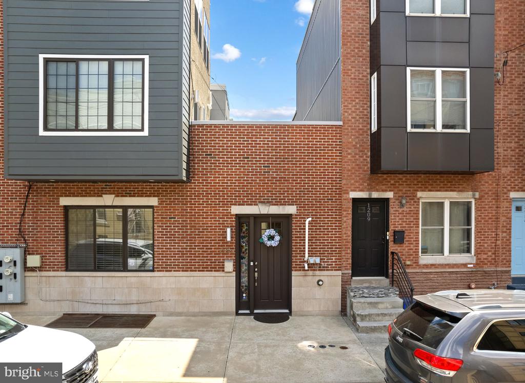 2352 FEDERAL STREET 1