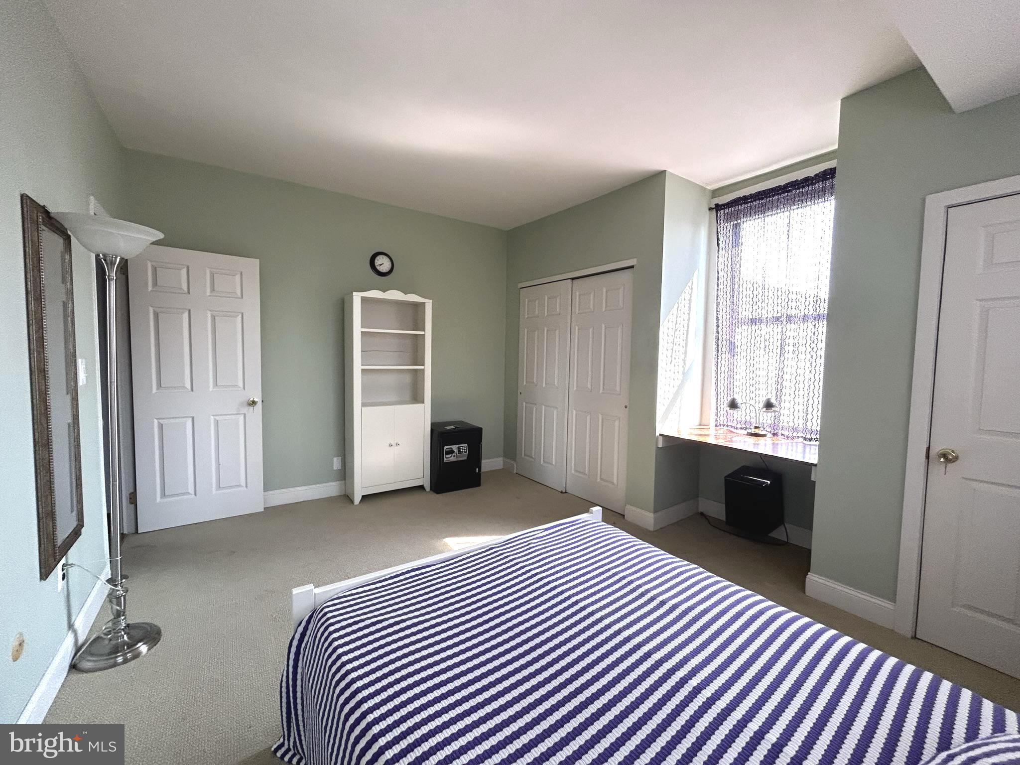 727 S 2ND STREET 3F