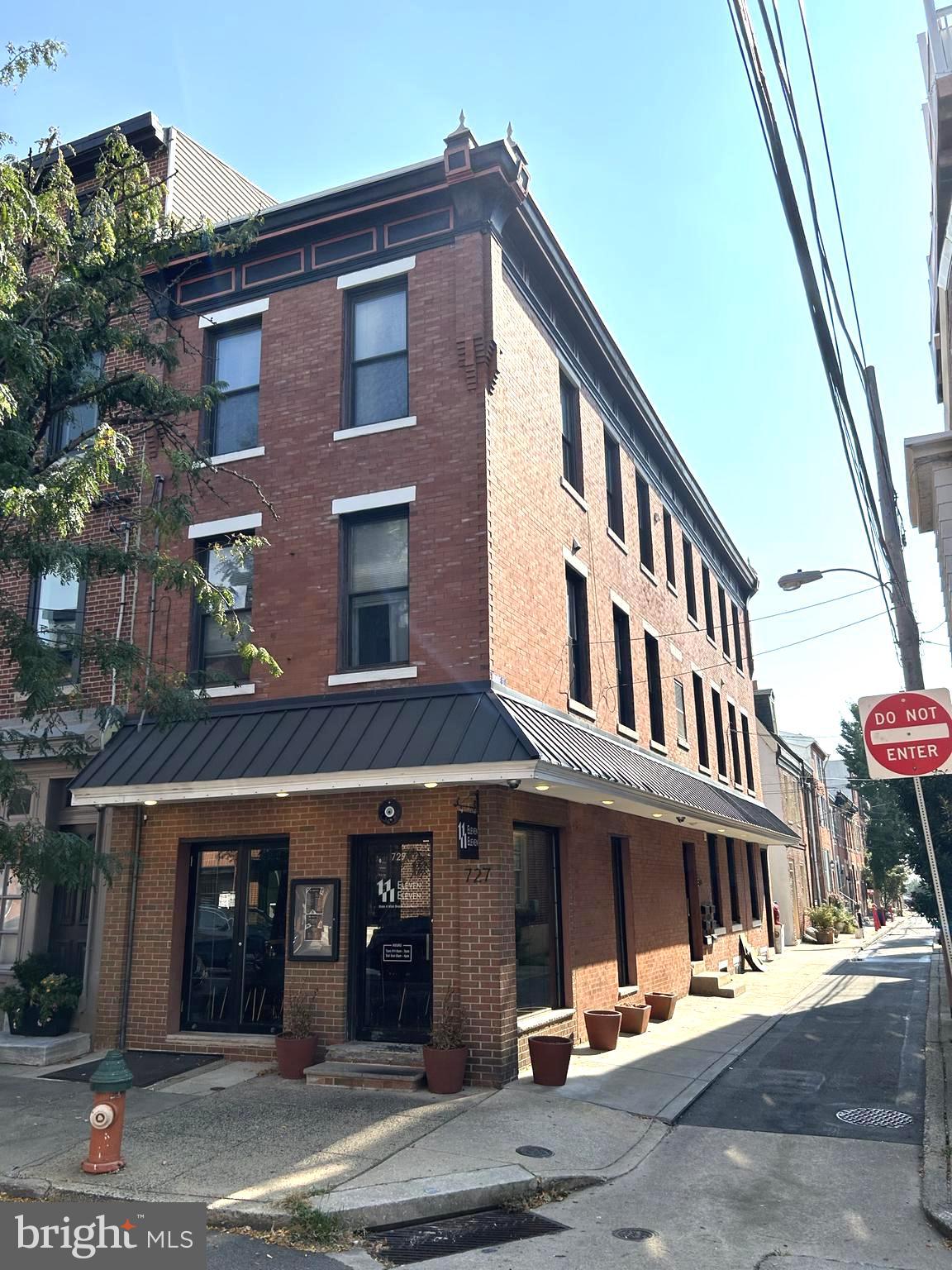 727 S 2ND STREET 3F