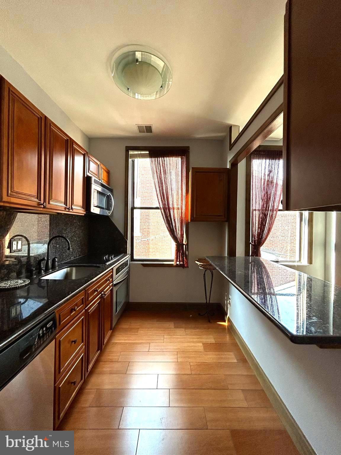 727 S 2ND STREET 3F