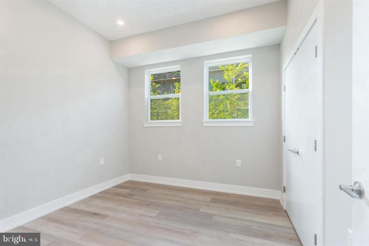 3919 RIDGE AVENUE Unit: 101