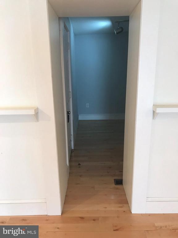 4203 MAIN STREET
