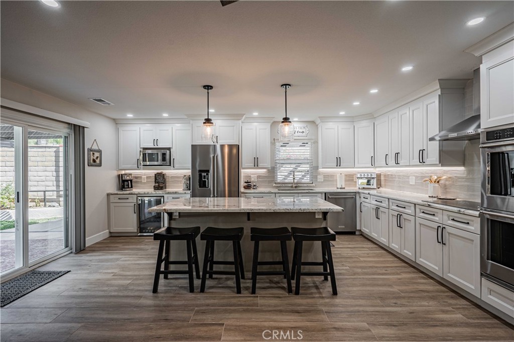 23200 Canyon Lake Drive N