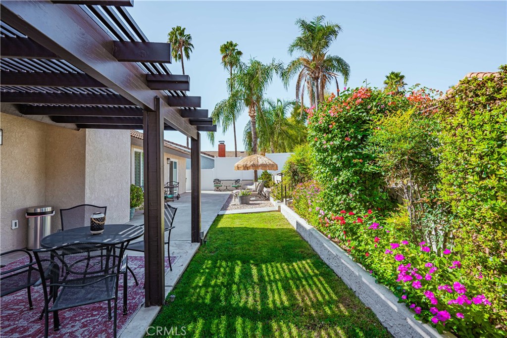 23200 Canyon Lake Drive N