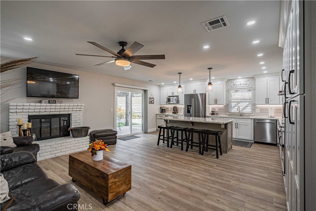 23200 Canyon Lake Drive N