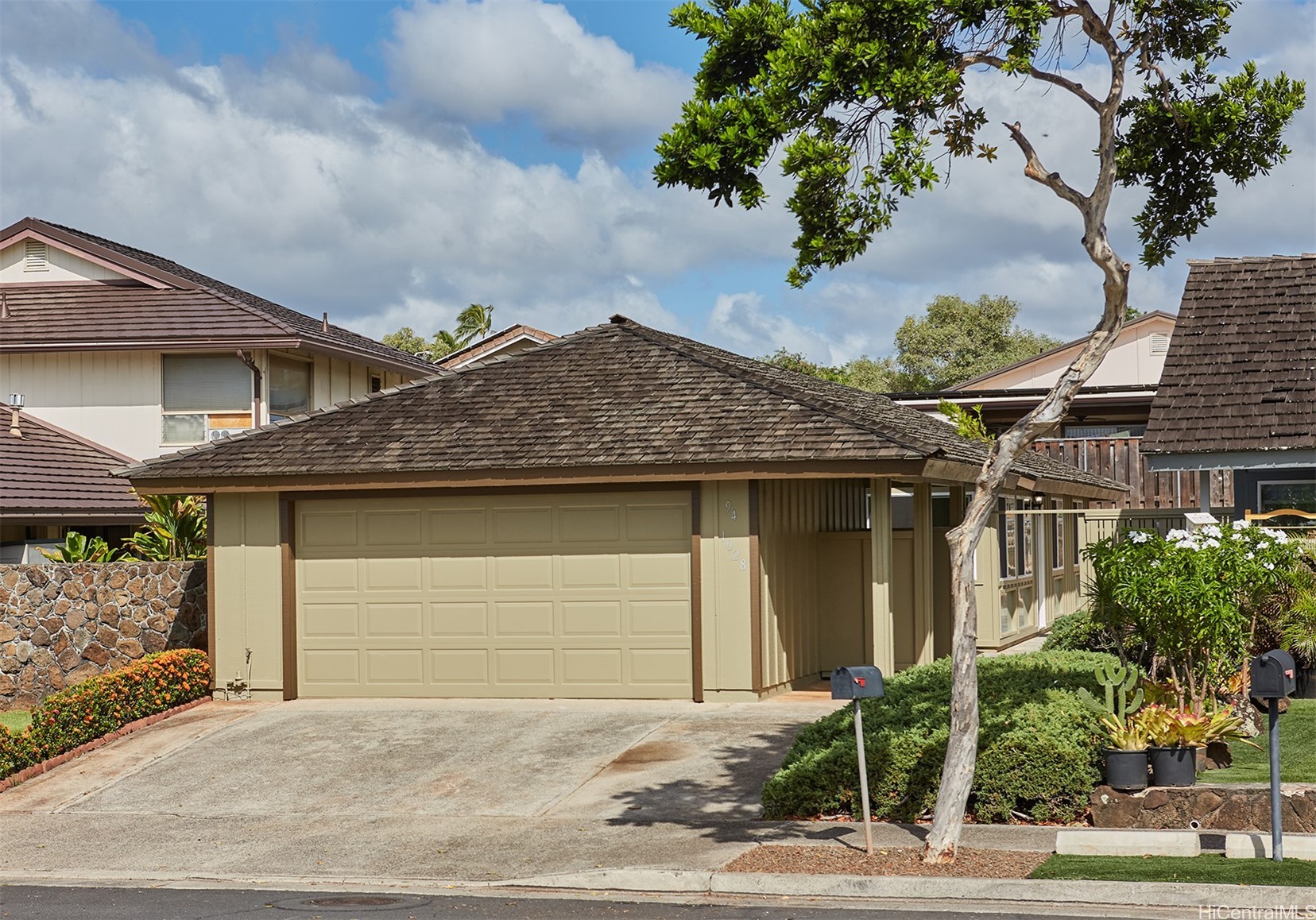 94-1028 Leomana Place